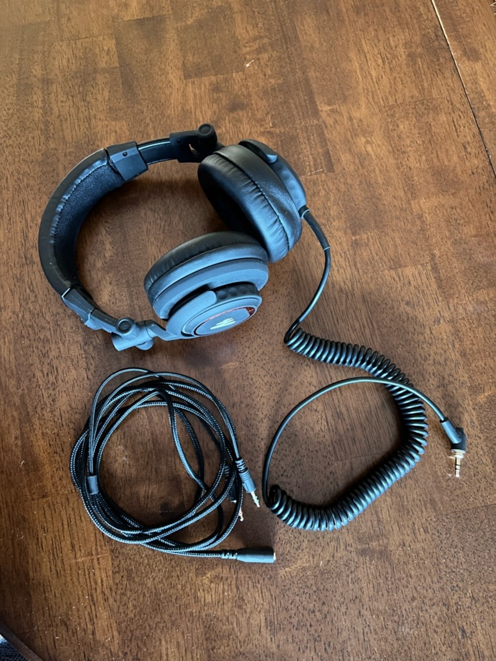 Maono Over-Ear Wired Headphones with Coiled & Straight Cables - Black